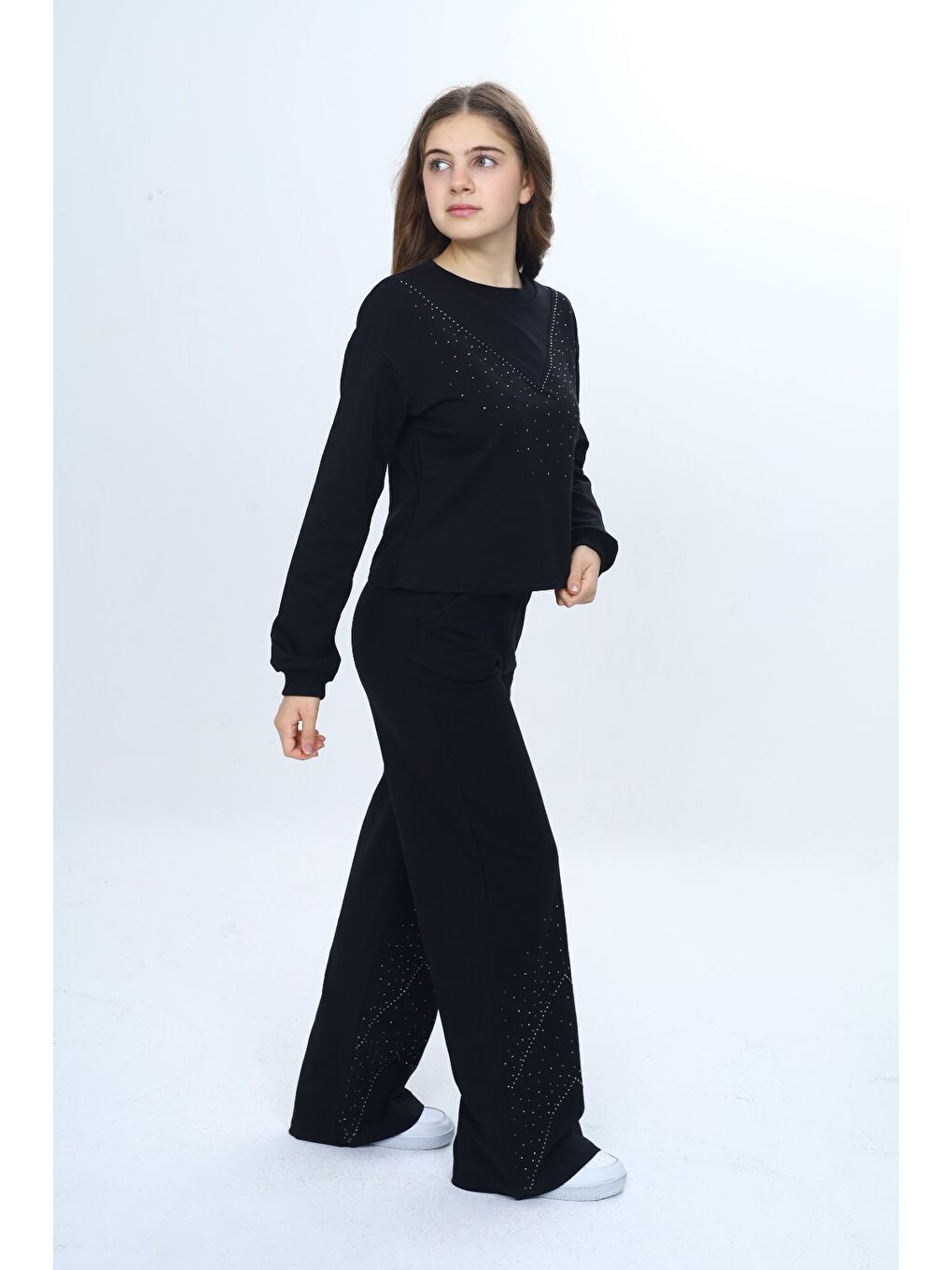 Siyah Kız Çocuk 2'li Takım Taş İşlemeli Bisiklet Yaka Sweatshirt & Beli Lastikli Bol Paça Cepli Eşofman Al-3