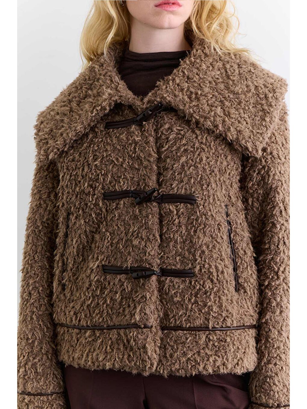 Düğmeli Kürk Kaban Kahverengi-5