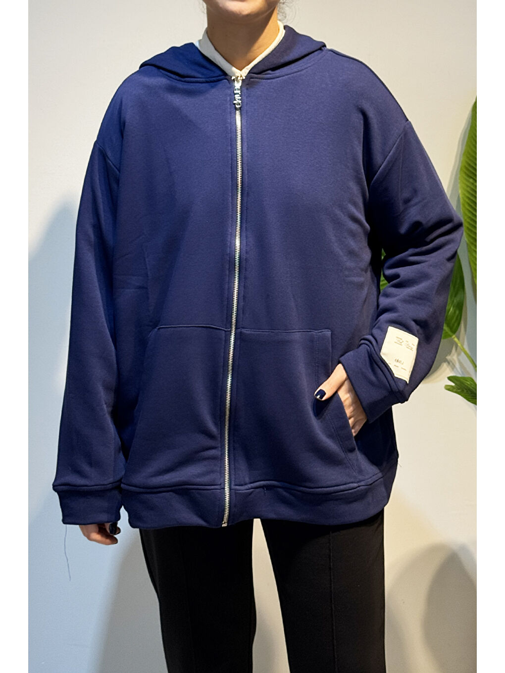 Kol Etiket Detay Kapüşonlu Fermuarlı Sweat Ceket 3176 Lacivert-1