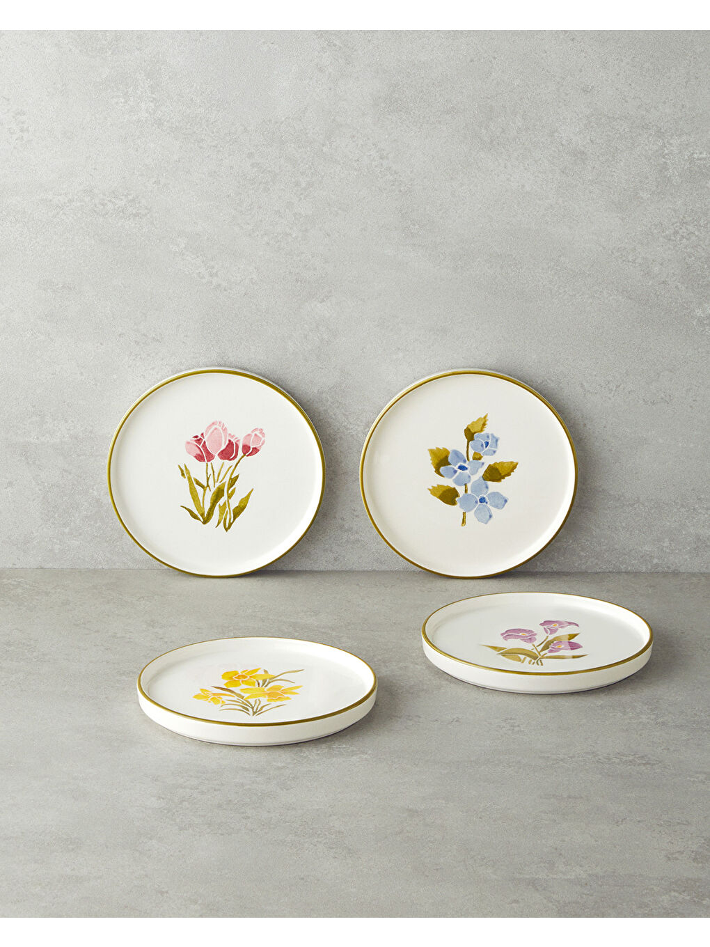 Beyaz Begonya Seramik 4'lü Pasta Tabağı 16 cm Renkli