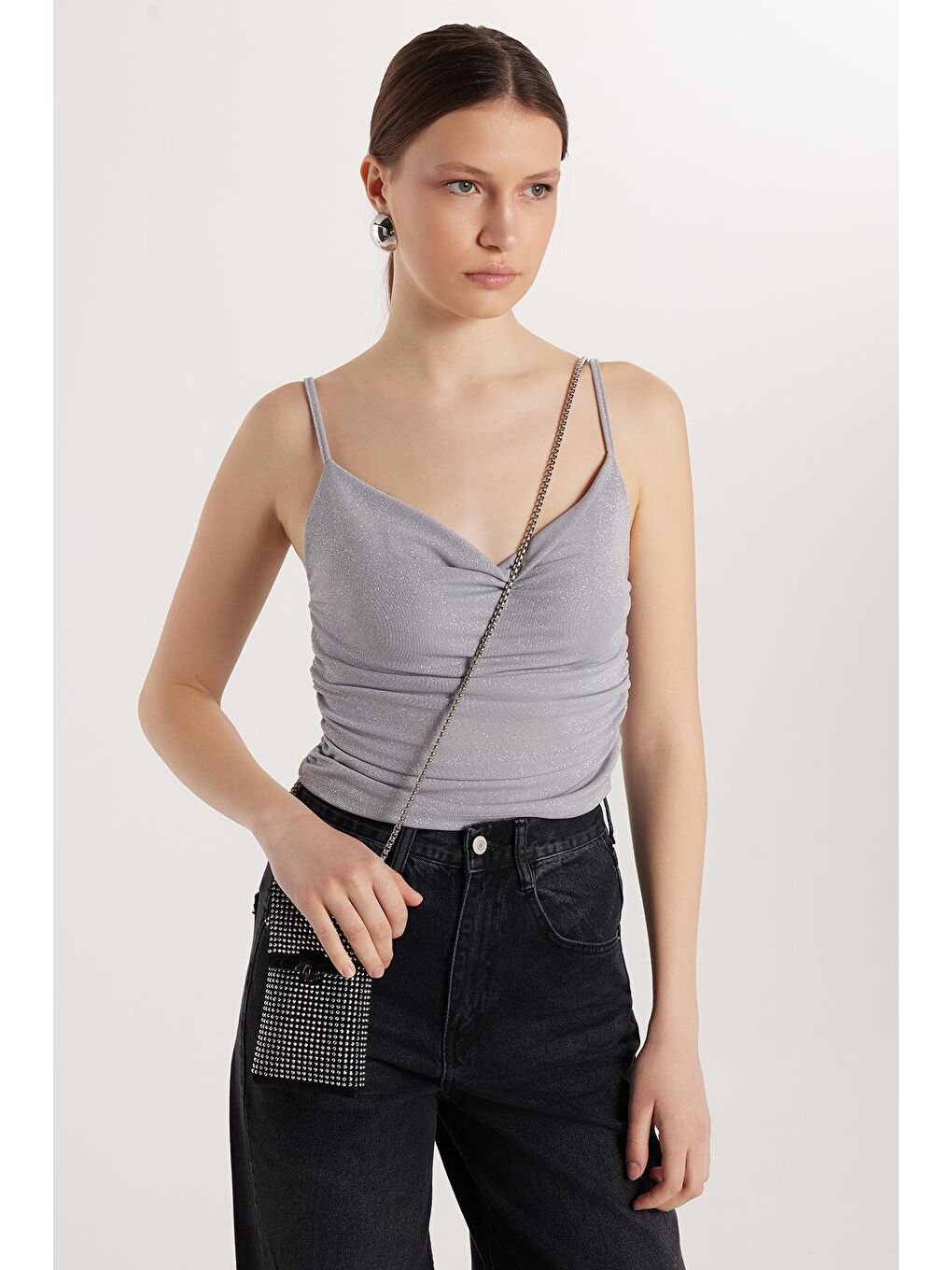 Kadın Slim Fit Dar Kesim İnce Askılı Gri Bluz-1