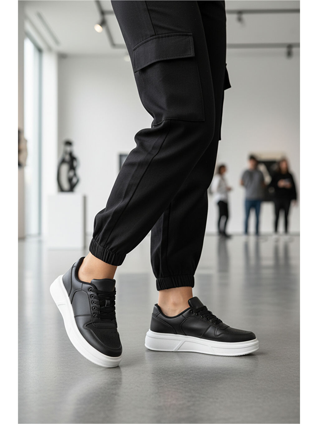 Siyah Beyaz Bağcıklı Cilt Hafif Unisex Sneaker Aper 049 G-2