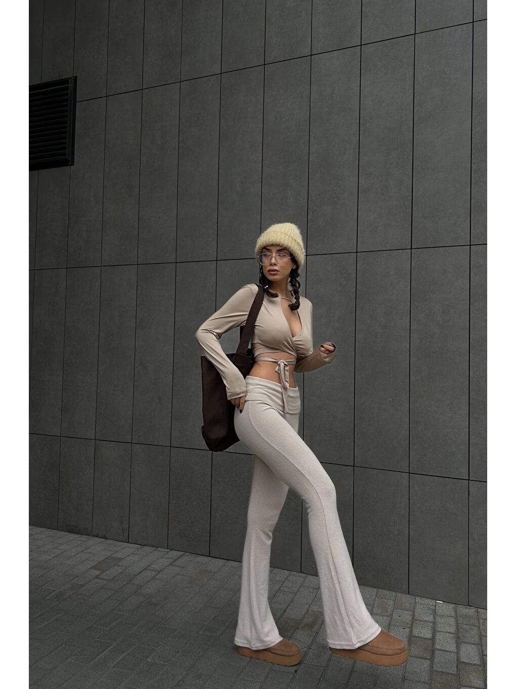 Kadın Bej Bel Katlamalı Pantolon 1010-0350-3