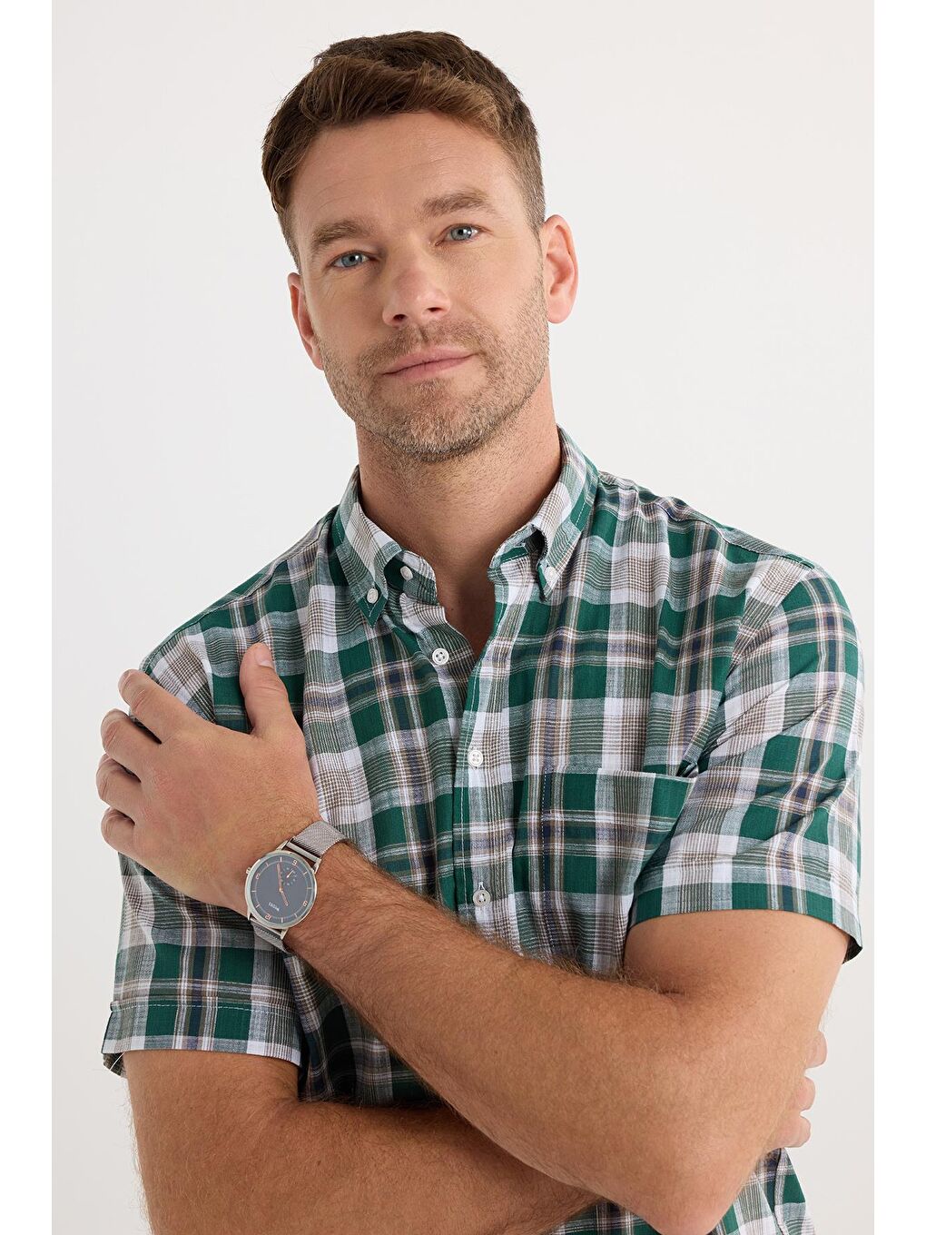 Karışık Erkek Regular Fit Klasik Kesim %100 Pamuk Keten Doku Cepli Kareli Kısa Kollu Düğmeli Yaka Gömlek-1