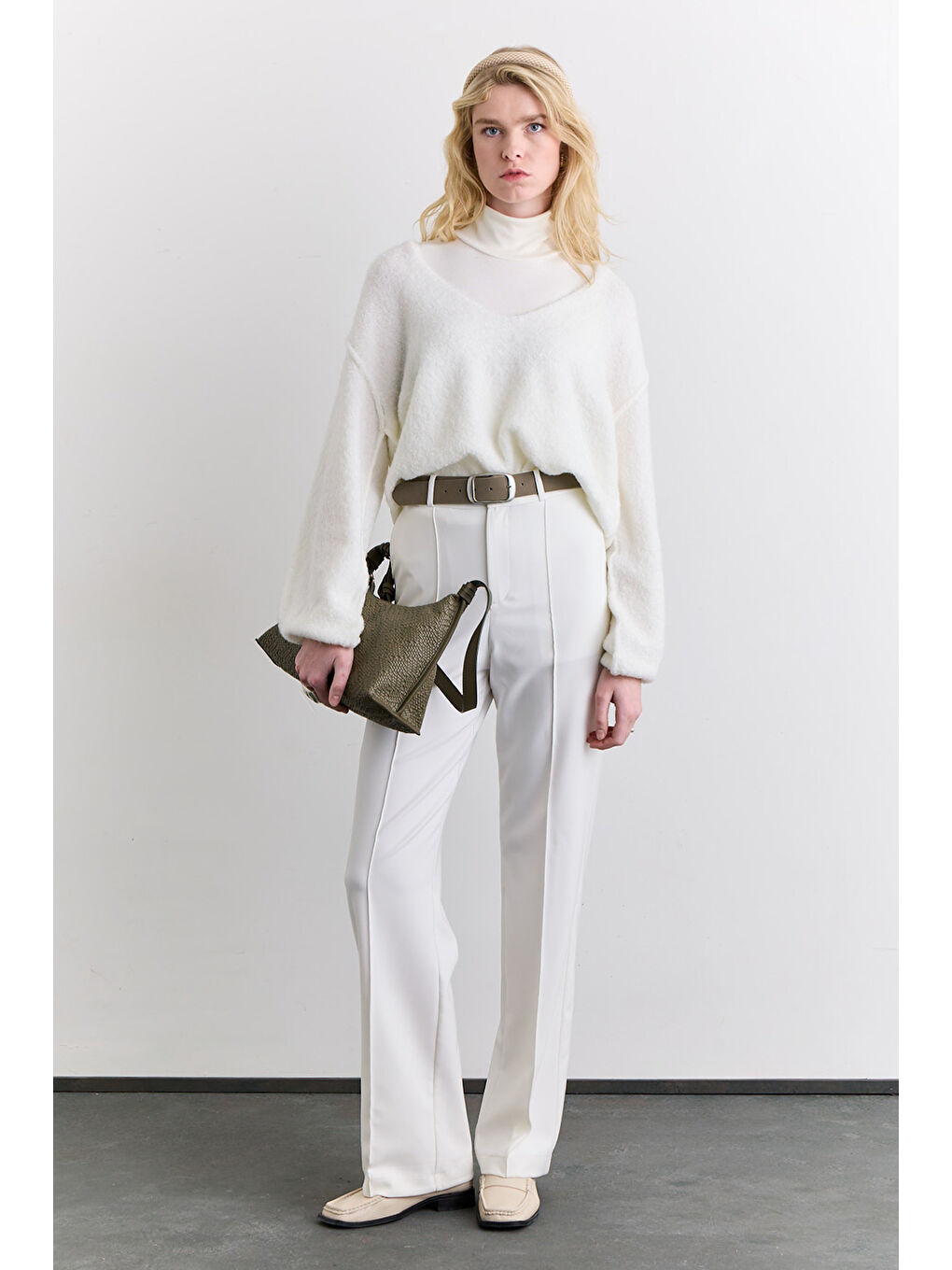 Soft Dokulu Kazak Ekru