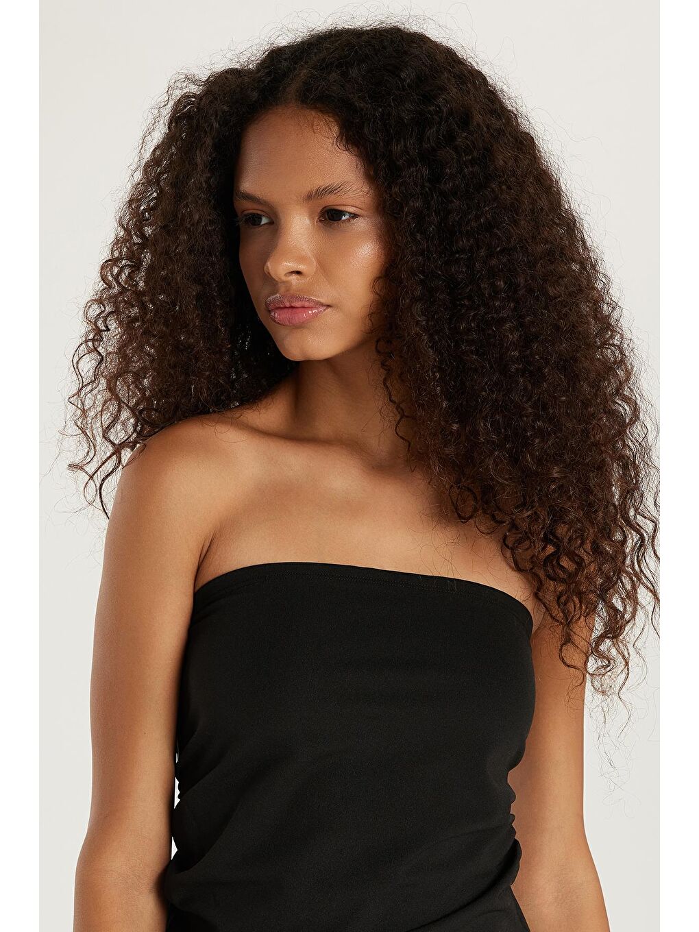 Kadın Slim Fit Dar Kesim Straplez Siyah Bluz-1