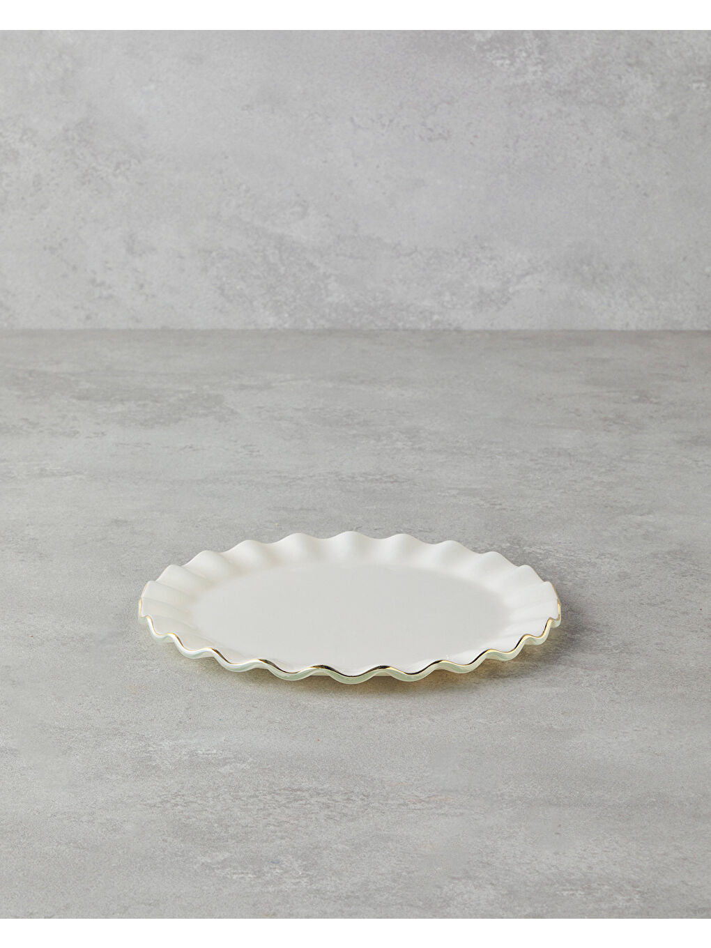 Sarı Lustre Cam Pasta Tabağı 20 cm Krem-Gold