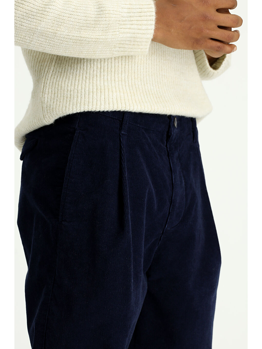 Lacivert Regular Fit Elastanlı Pileli Kadife Pantolon-2