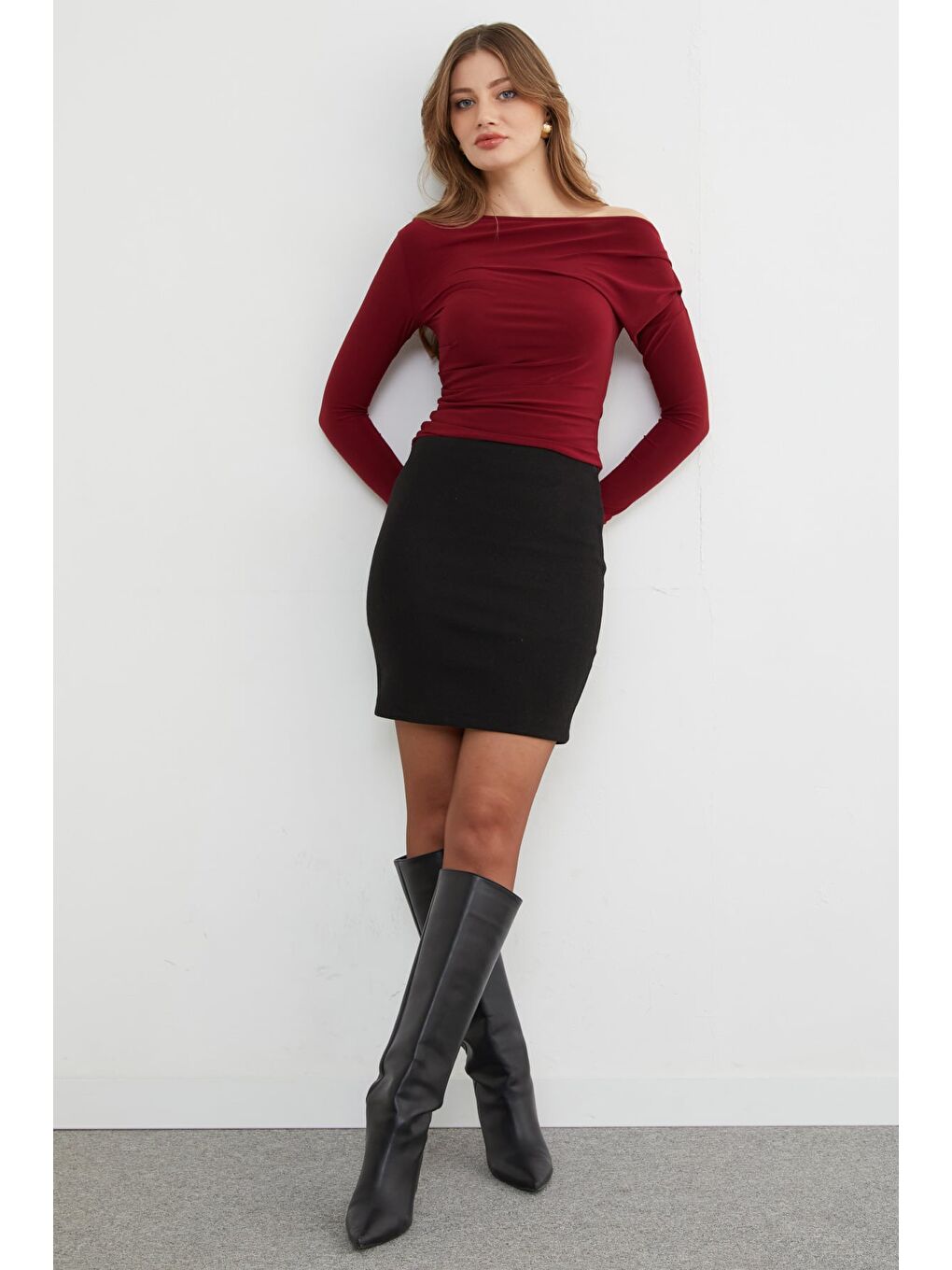 Siyah Basic Kaşe Kalem Etek