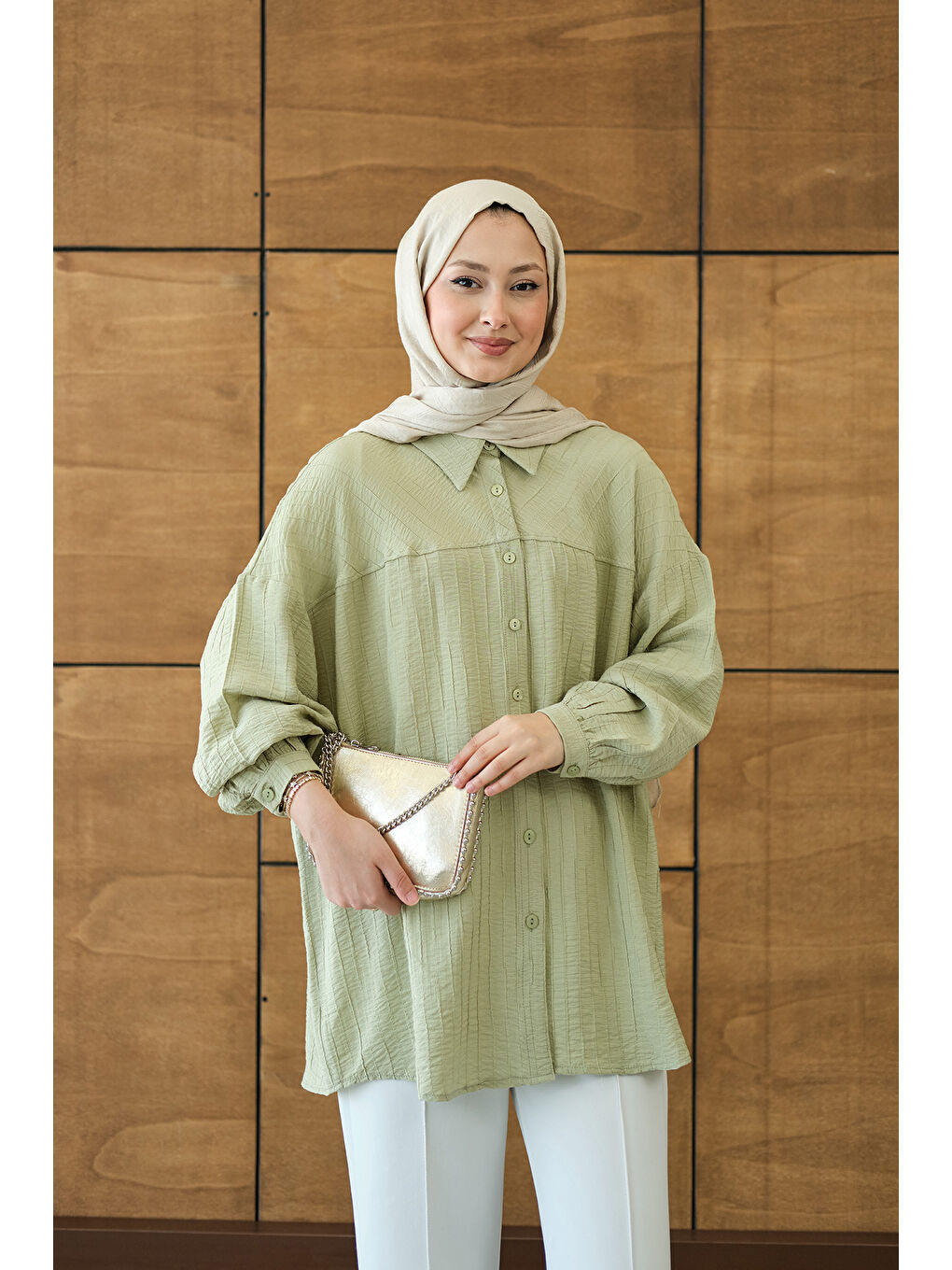 Turkuaz Kadın Kendinden Desenli Biyeli Gömlek Su Yeşil-3