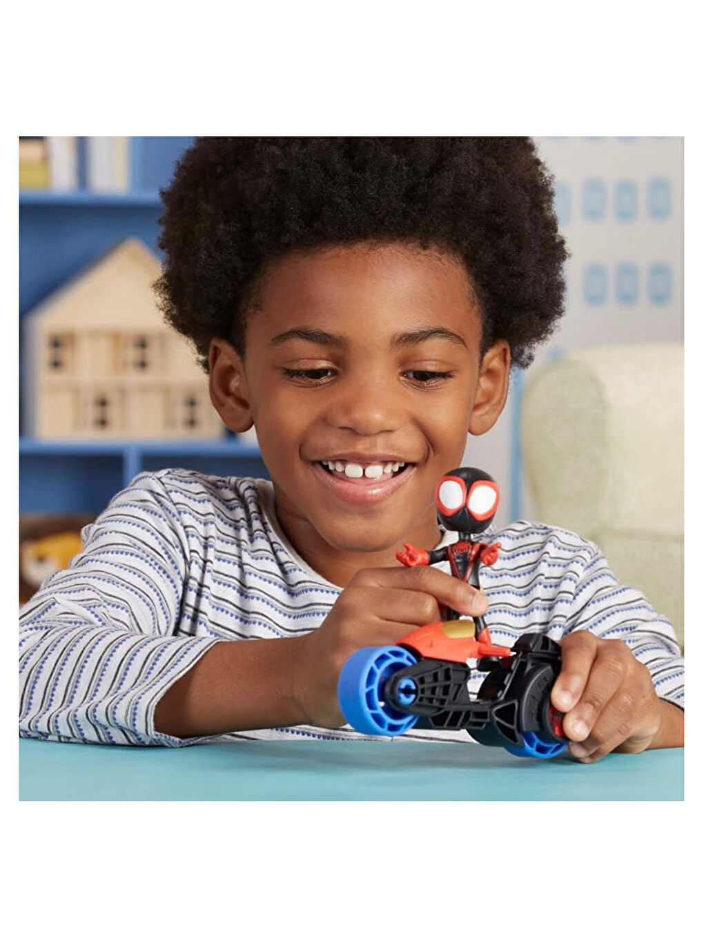 Spider And His Amazing Friends Motorsiklet Ve Figür Miles Spin Morales F6777-F7460-1