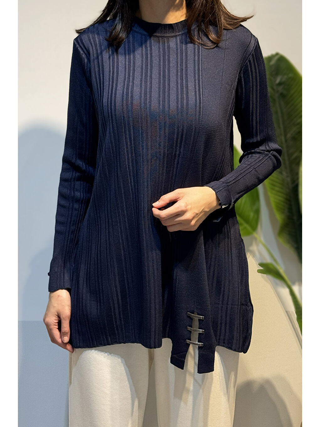 Aksesuar Detaylı Fitilli Triko Tunik 35041 Lacivert-1