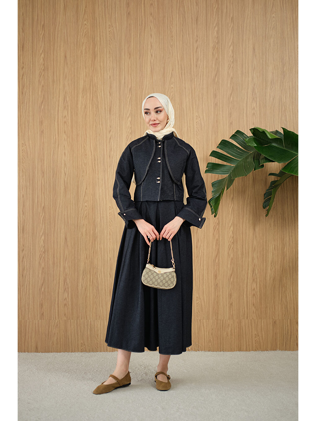 Kadın Pelerin Detay Gold Düğmeli Jean Takım Lacivert-2