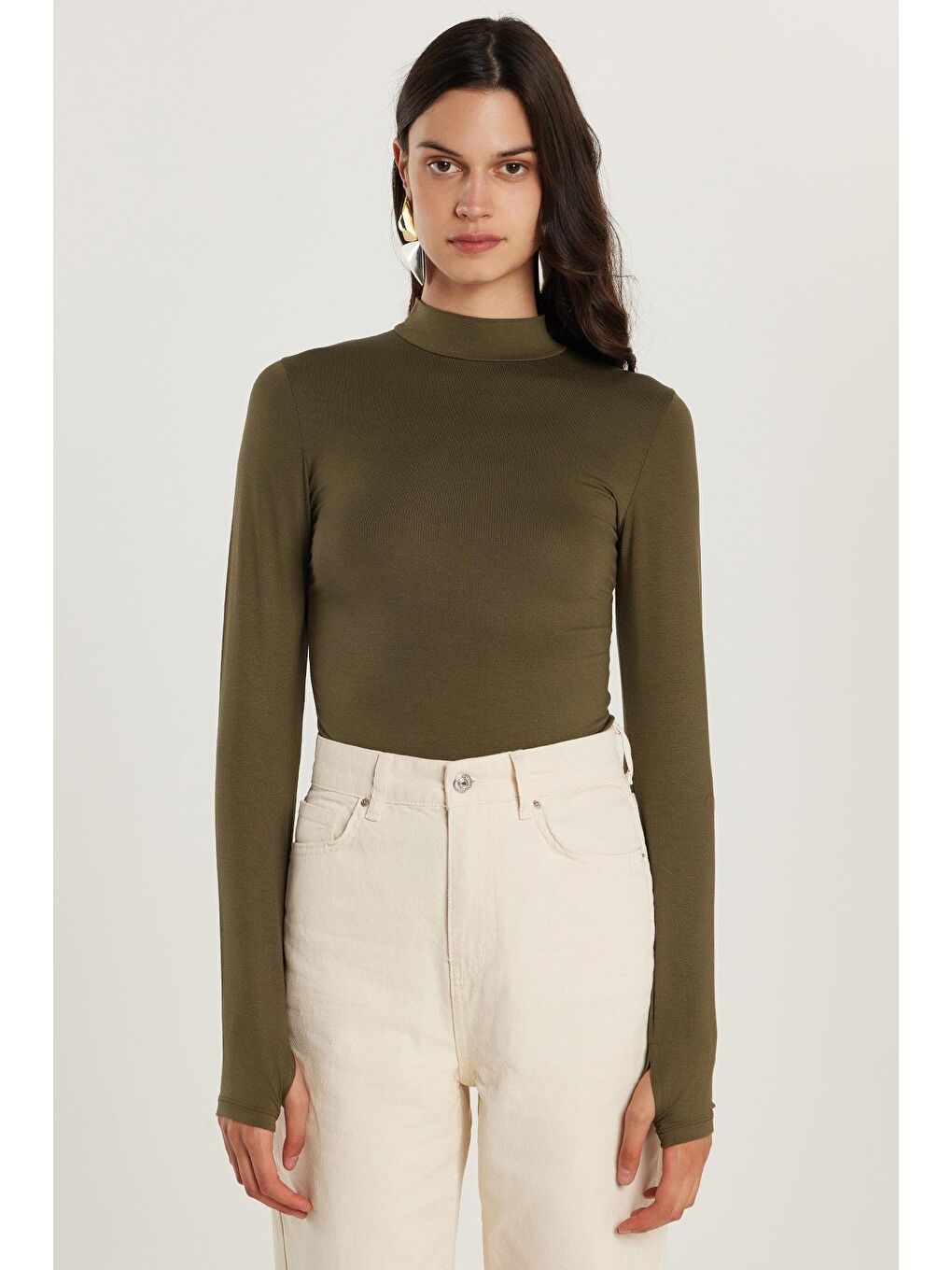 Kadın Regular Fit Klasik Kesim Viskon Kumaş Balıkçı Yaka Haki Bluz-3