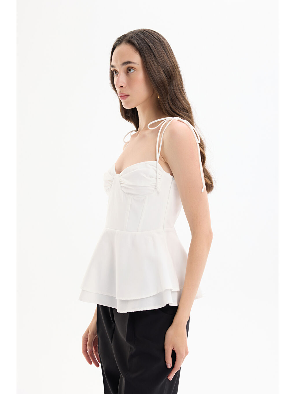 Balenli Bağlama İp Askılı Bluz Ekru-2