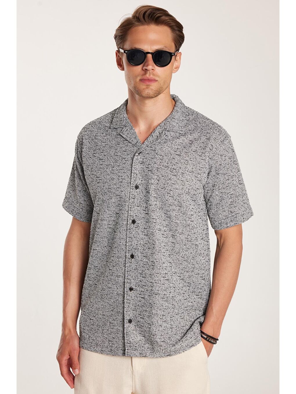 Karışık Erkek Relax Fit Rahat Kesim Örme Kırçıllı Dökümlü Kısa Kollu Apaş Yaka Gömlek-1