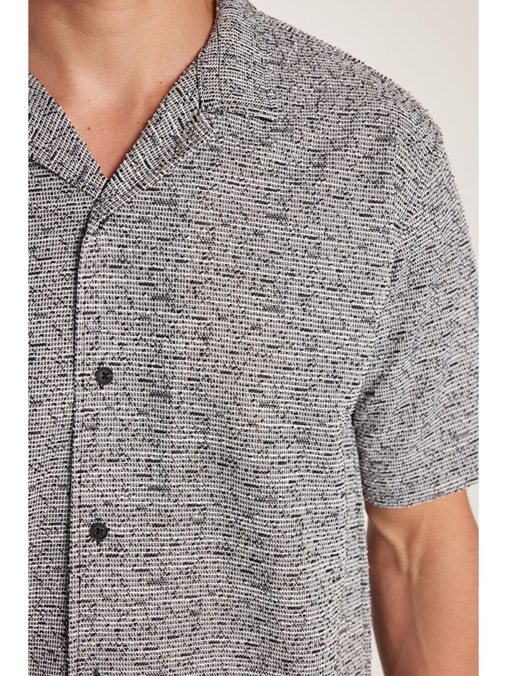 Karışık Erkek Relax Fit Rahat Kesim Örme Kırçıllı Dökümlü Kısa Kollu Apaş Yaka Gömlek-2