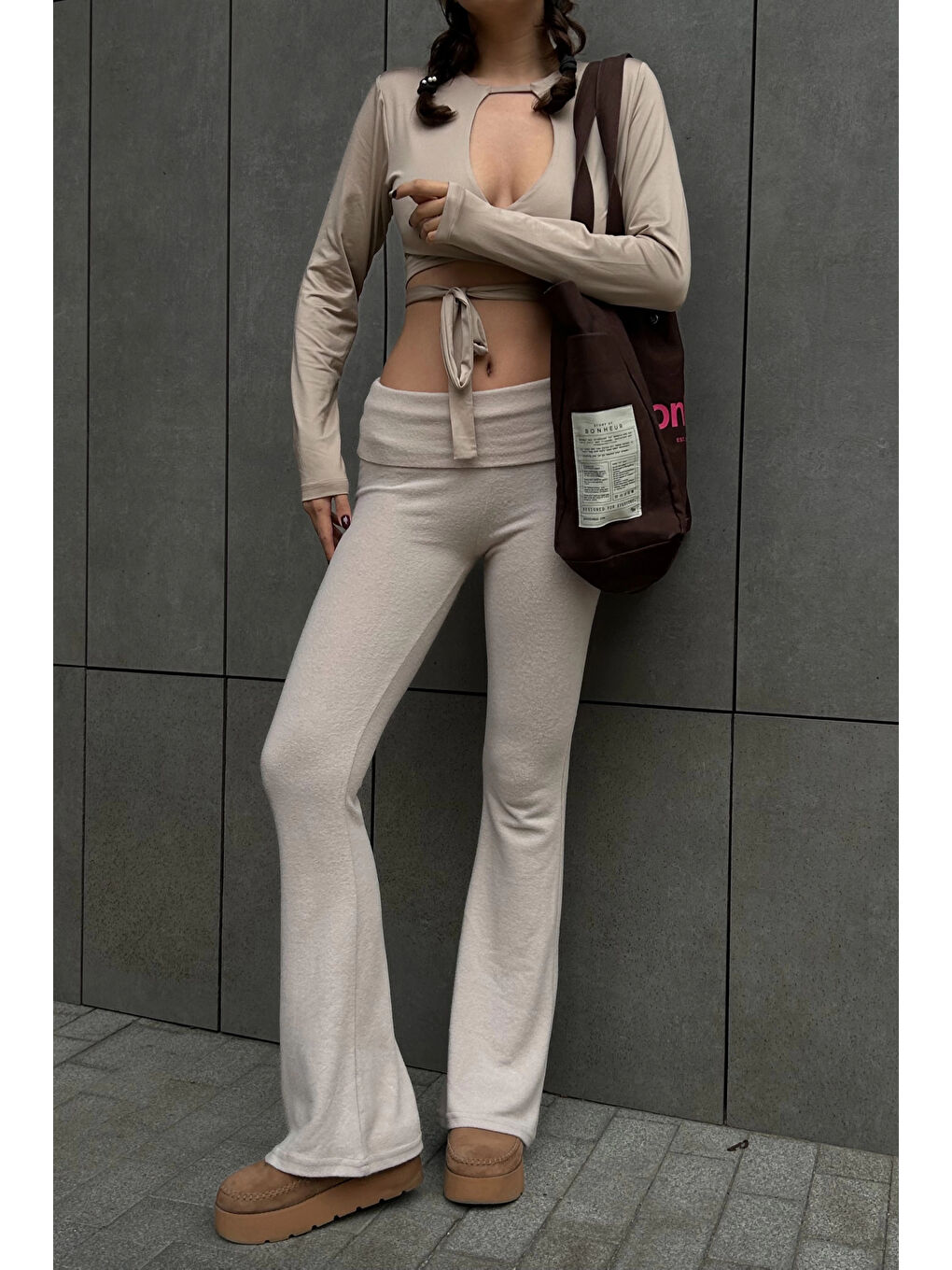 Kadın Bej Bel Katlamalı Pantolon 1010-0350-5