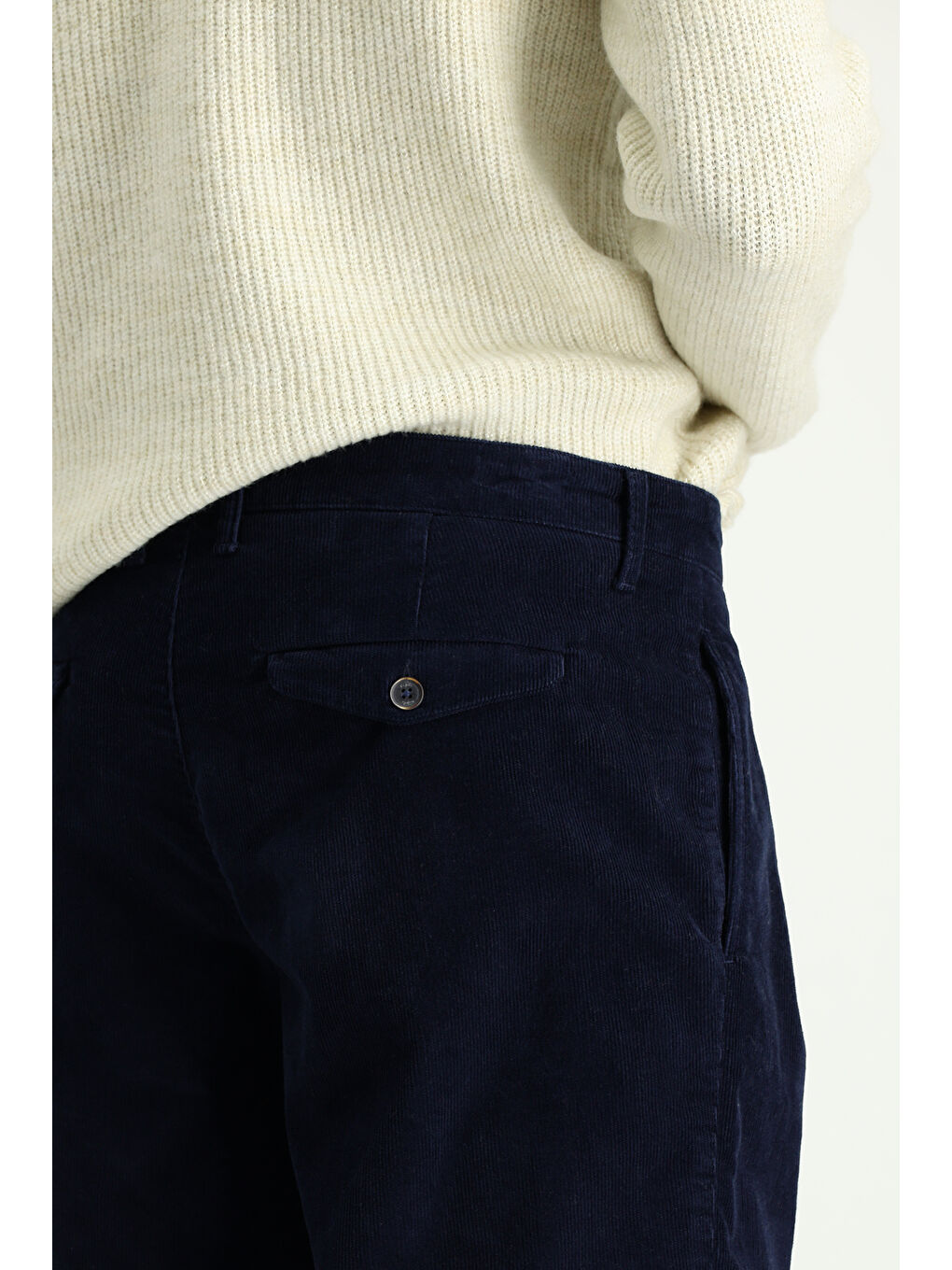 Lacivert Relaxed Fit Rahat Kesim Elastanlı Pileli Kadife Pantolon-4