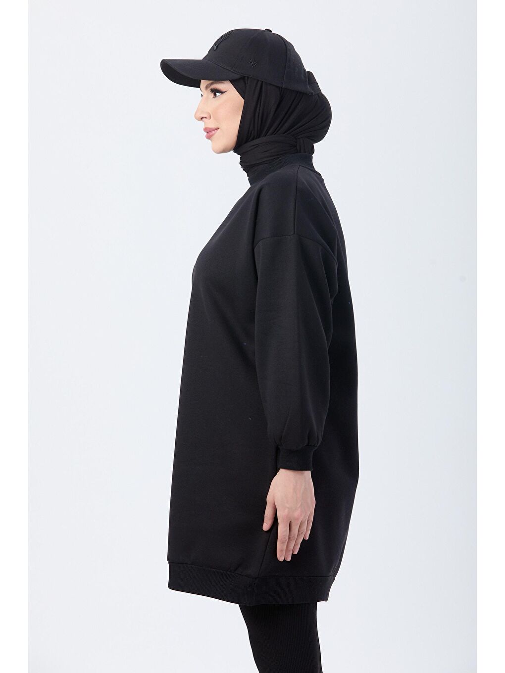 Bisiklet Yaka Kadın Siyah Sweat - 24111-2