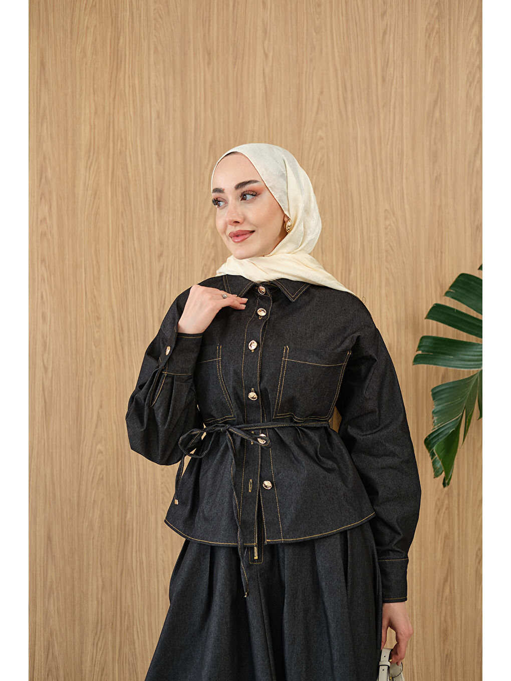 Gri Kadın Çift Cep Detay Bel Bağlamalı Jean Takım Füme-1