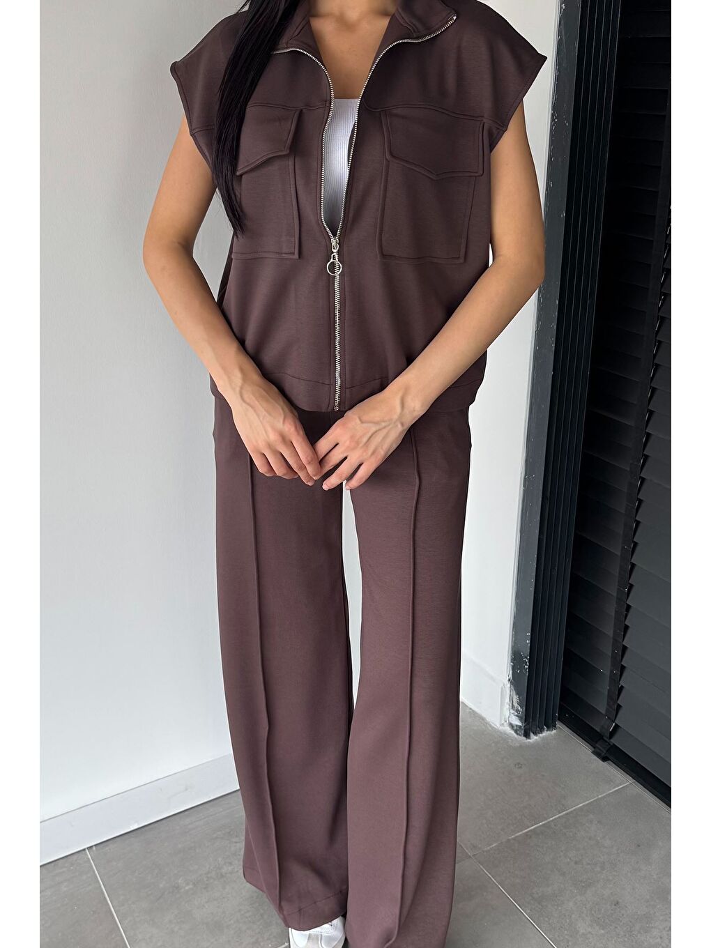 Kahverengi Kadın Çift Cepli Yelek Bel Lastikli Çimalı Palazzo Pantolon İkili Takım-2