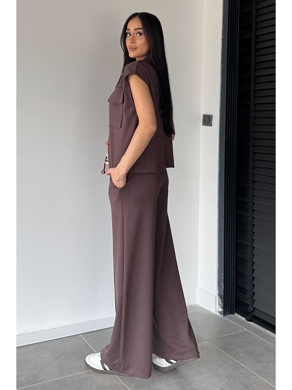 Kahverengi Kadın Çift Cepli Yelek Bel Lastikli Çimalı Palazzo Pantolon İkili Takım-3