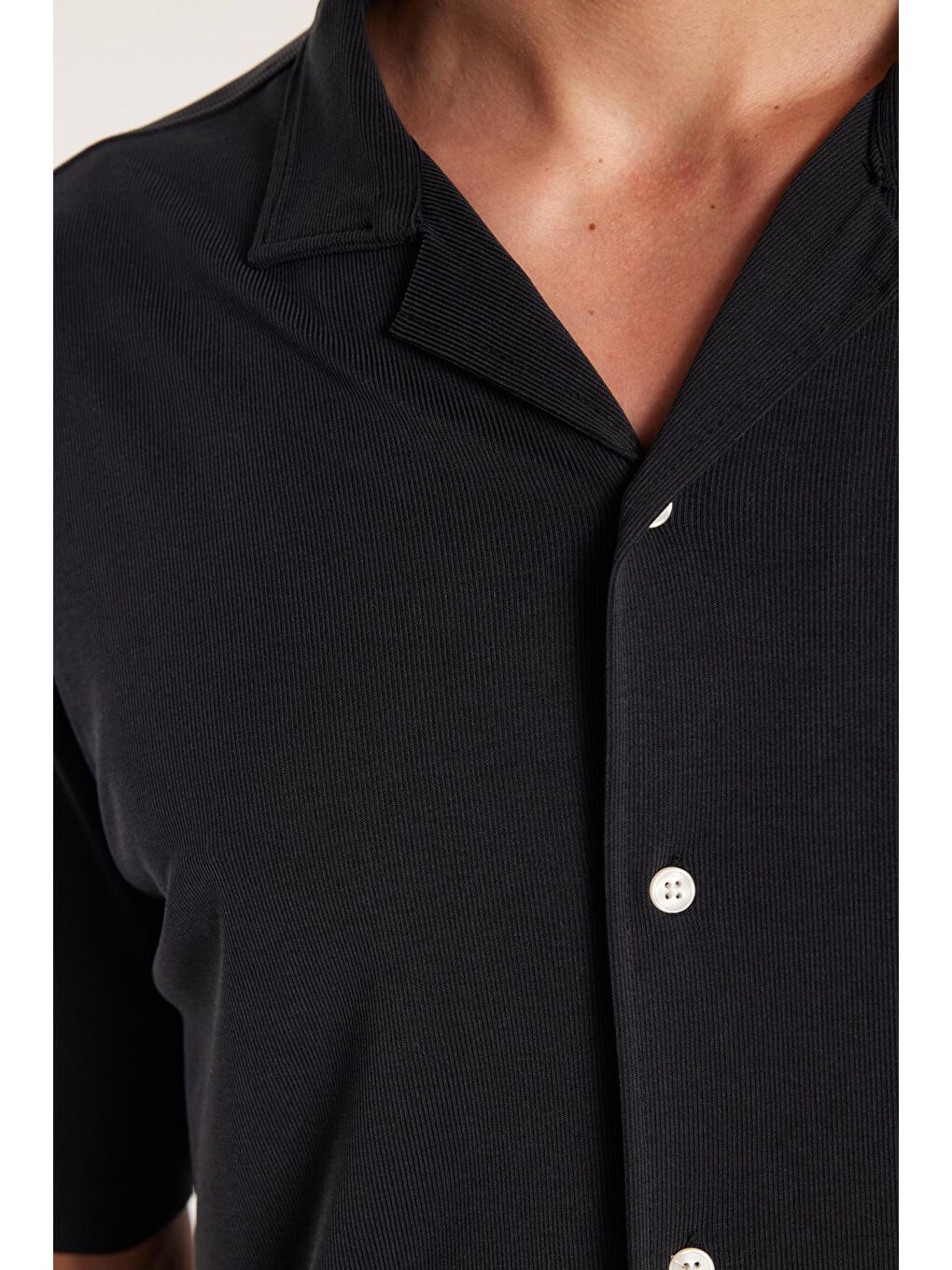 Erkek Relax Fit Modal Kumaş Örme Premium Seri Kısa Kol Apaş Yaka Lacivert Gömlek-2