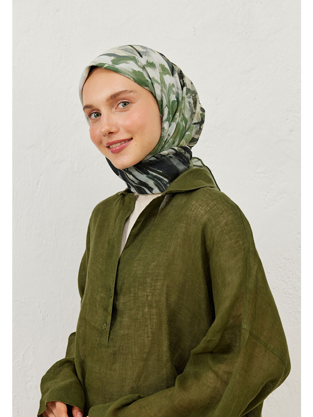 Yeşil Sprıng Flora Desen Pamuk Vual Eşarp Çağla-2