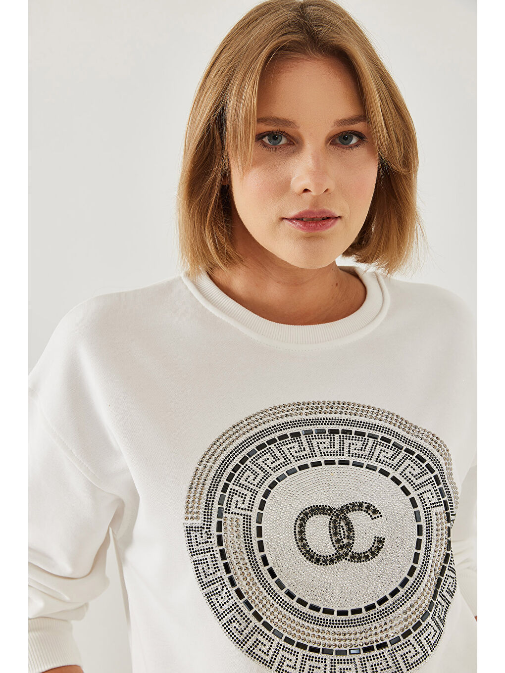 Beyaz Kadın Taş İşlemeli Sweatshirt-3
