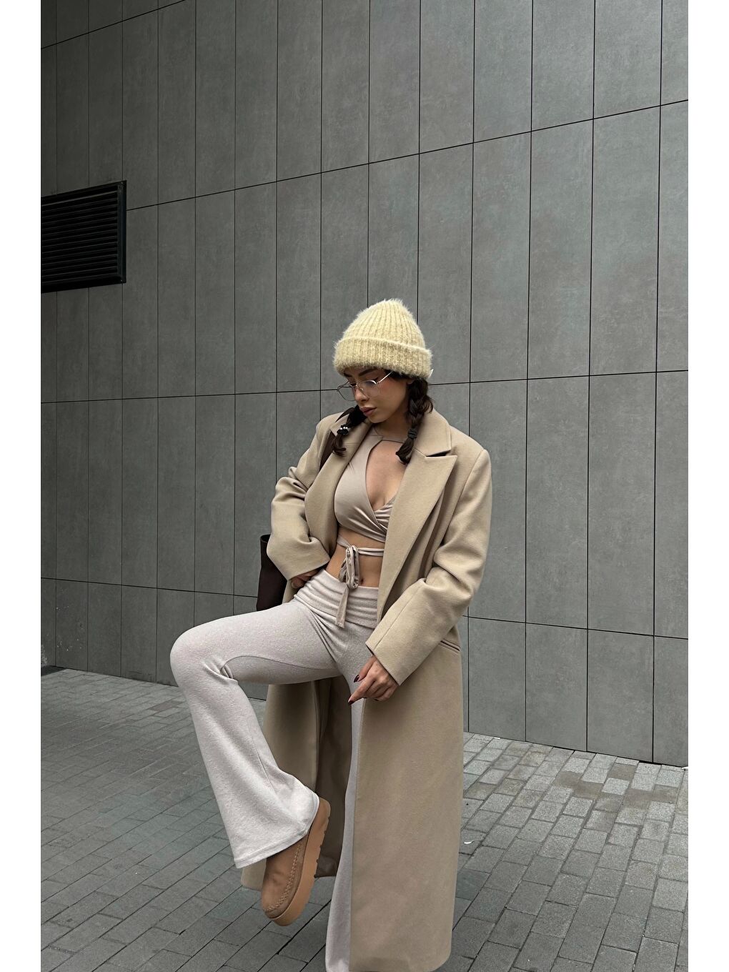 Kadın Bej Bel Katlamalı Pantolon 1010-0350-8