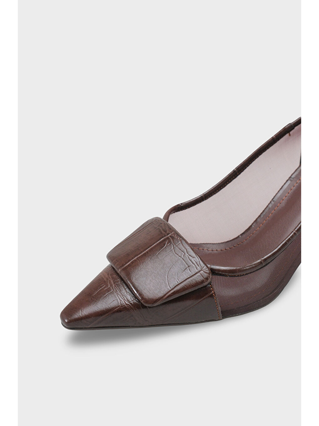 Kahverengi Fidela Fileli Sivri Burunlu Orta Topuklu Kadın Ayakkabı-3