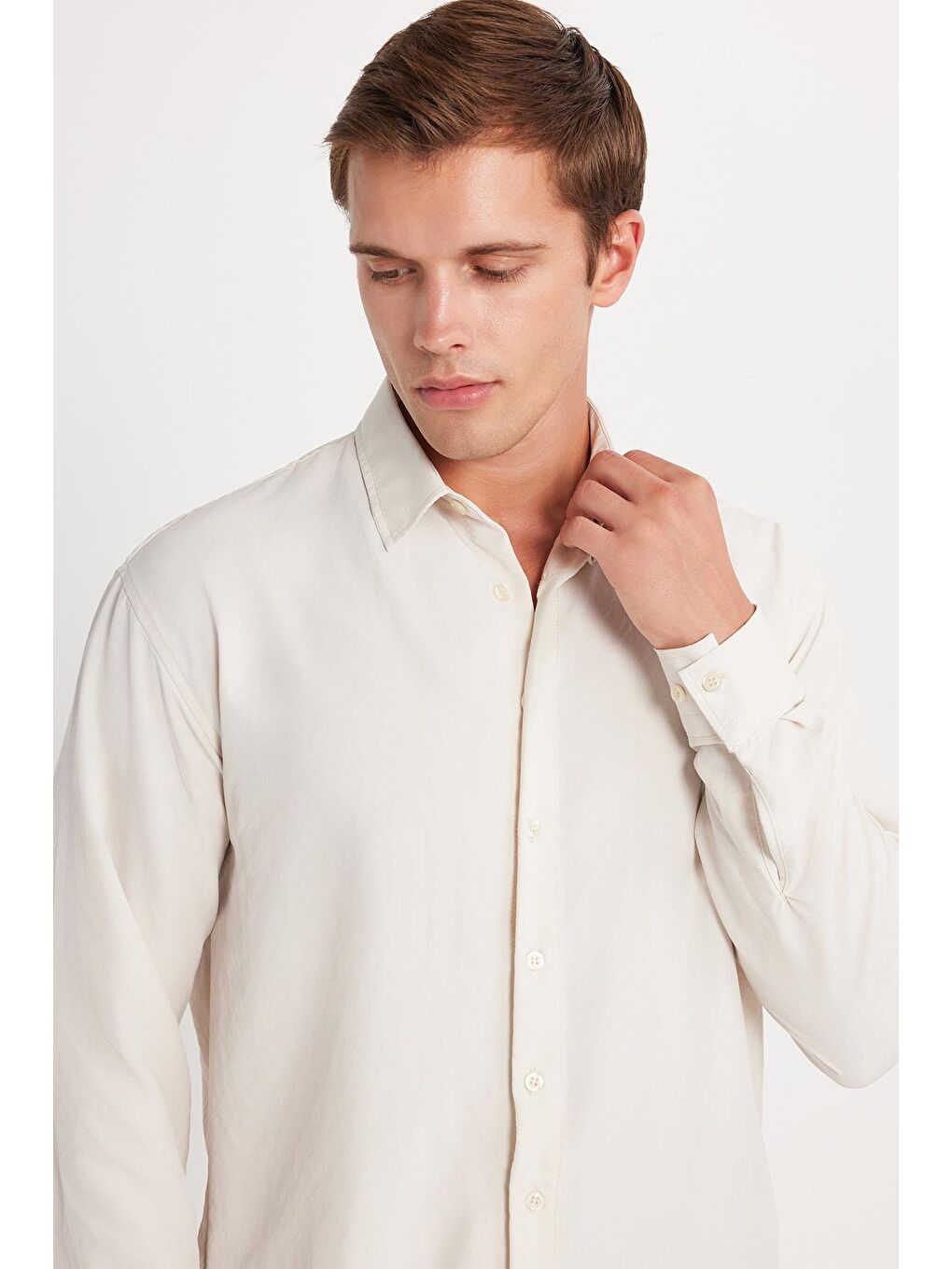 Bej Oversize Mevsimlik Keten Dokulu Bol Kalıp Uzun Kollu Rahat Kullanım Erkek Taş Gömlek-1