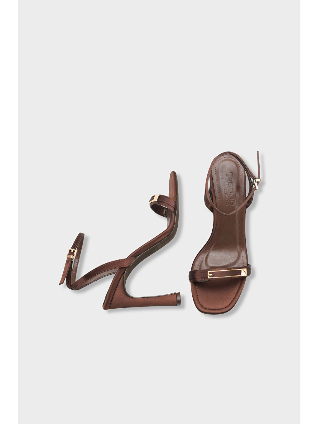 Kahverengi Bessy Kare Burunlu Yüksek Topuklu Metal Aksesuarlı Bilekten Bantlı Kadın Ayakkabı-4