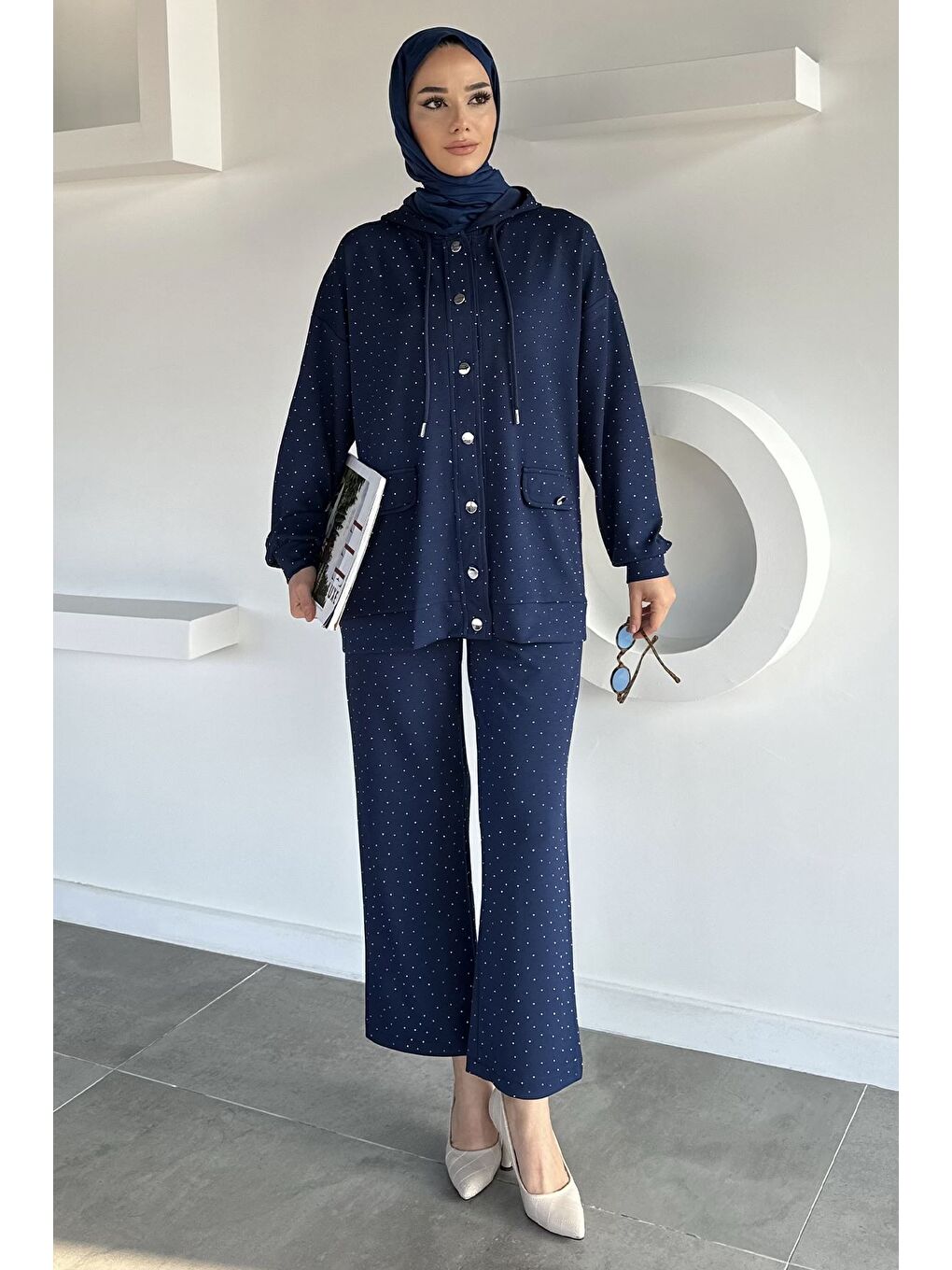 Lacivert Kapüşonlu Taşlı Hırka Pantolon Tesettür İkili Takım-1