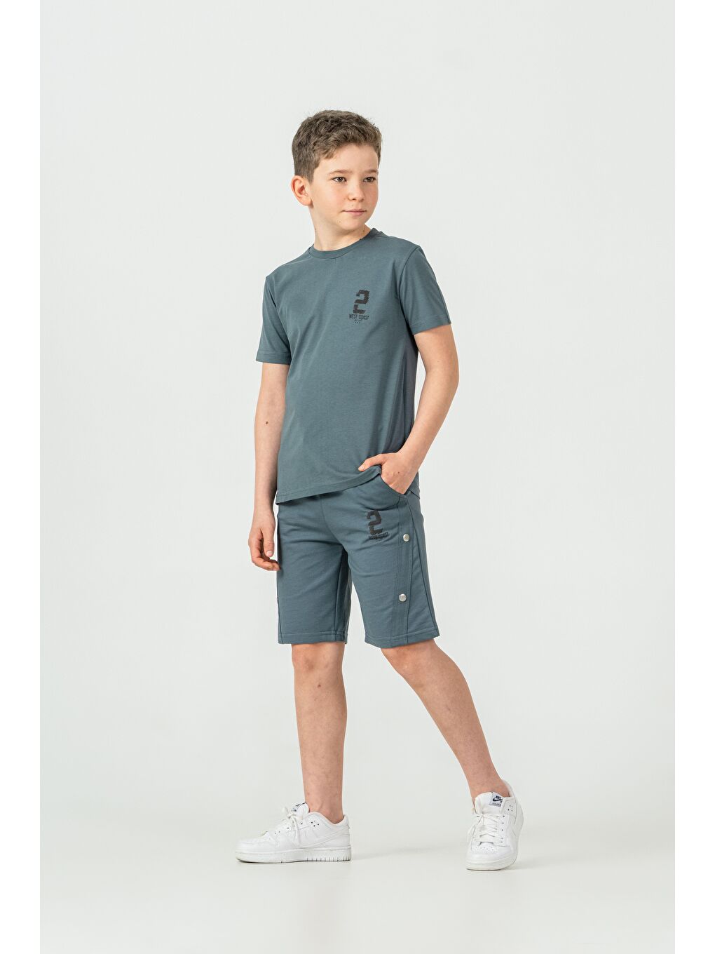 Yeşil Üst Ön Baskılı Alt Çıtçıtlı Sol Bacak Baskılı Erkek Çocuk Şort - Tişört Takımı-2