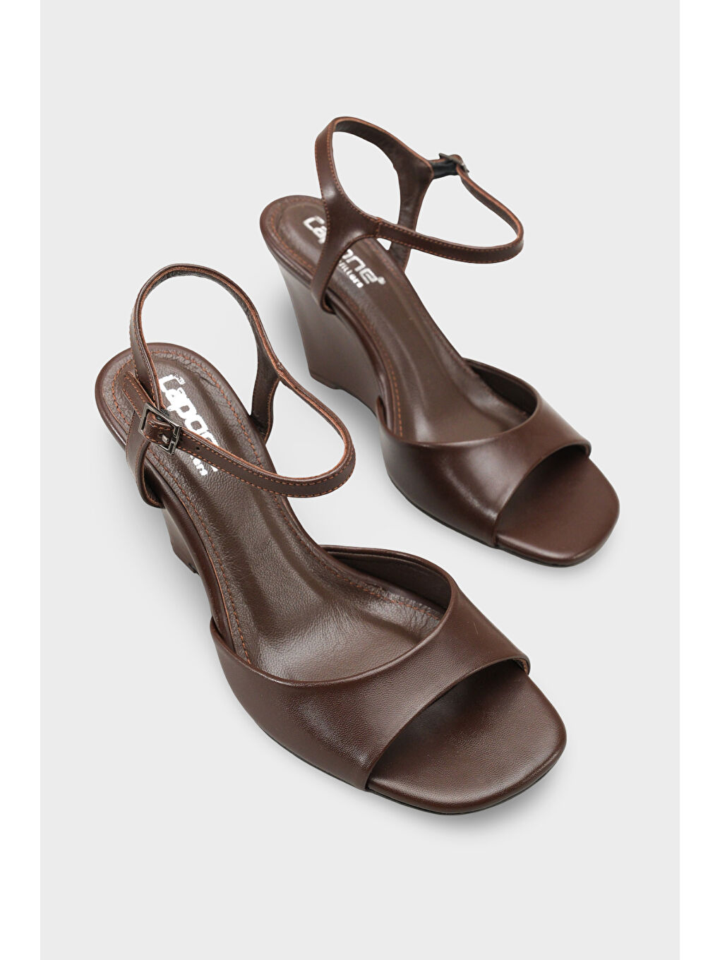 Kahverengi Fanni Hakiki Deri Astarlı Feta Dolgu Topuklu Bilekten Bantlı Kadın Ayakkabı-1