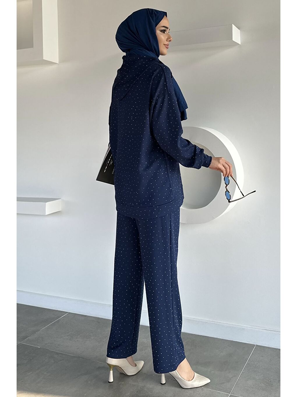 Lacivert Kapüşonlu Taşlı Hırka Pantolon Tesettür İkili Takım-6
