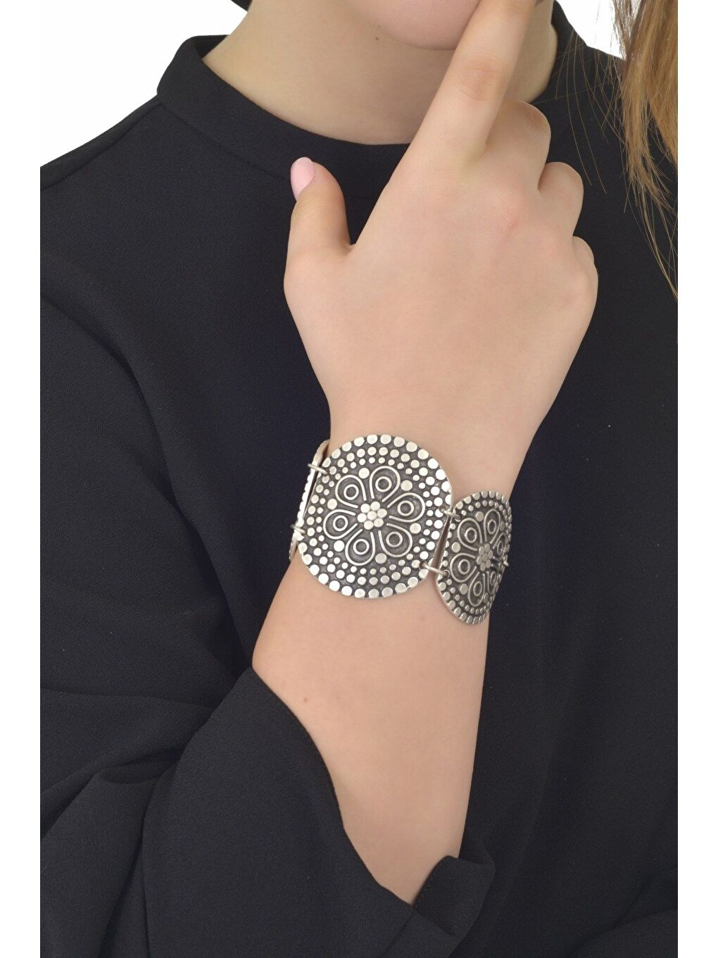 Gri Kadın Antik Gümüş Kaplama Zincirli Bohem Bileklik-1