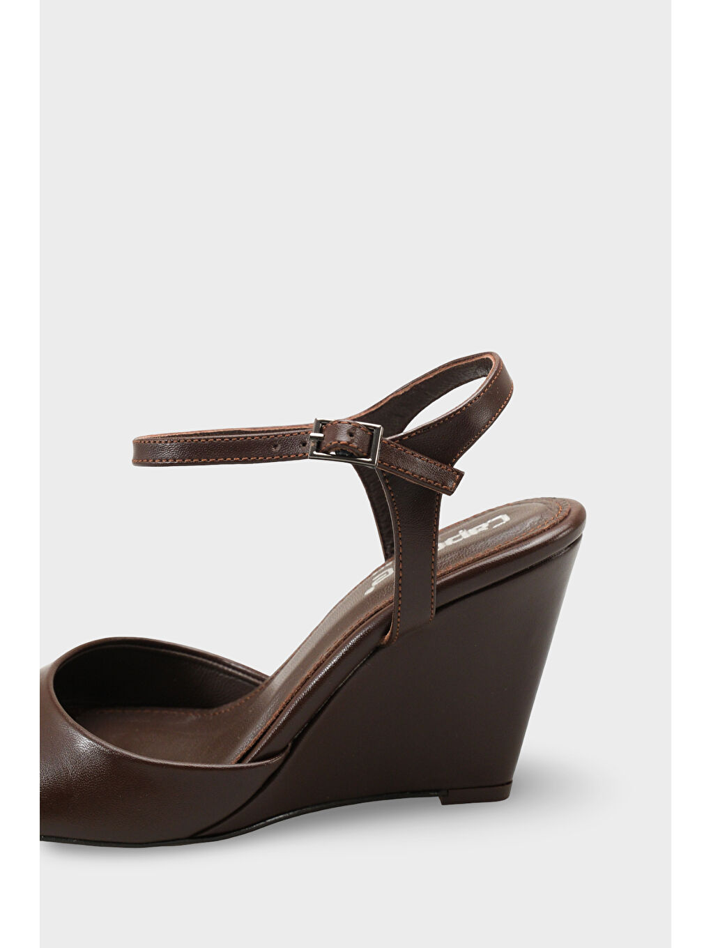 Kahverengi Fanni Hakiki Deri Astarlı Feta Dolgu Topuklu Bilekten Bantlı Kadın Ayakkabı-3