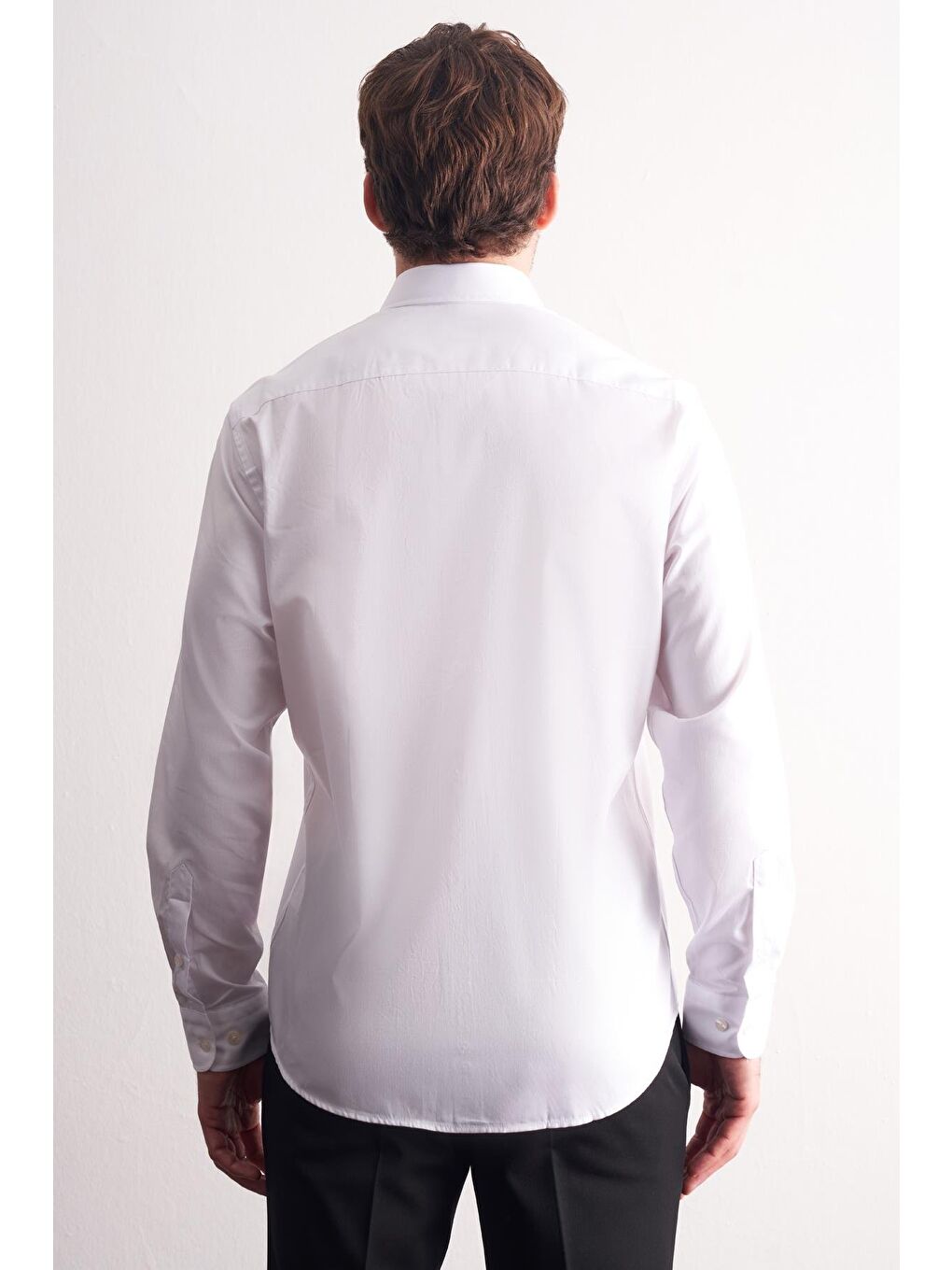 Beyaz Yarım İtalyan Yaka Uzun Kol Premium Slim Fit %100 Pamuk Gömlek 1004255197-4