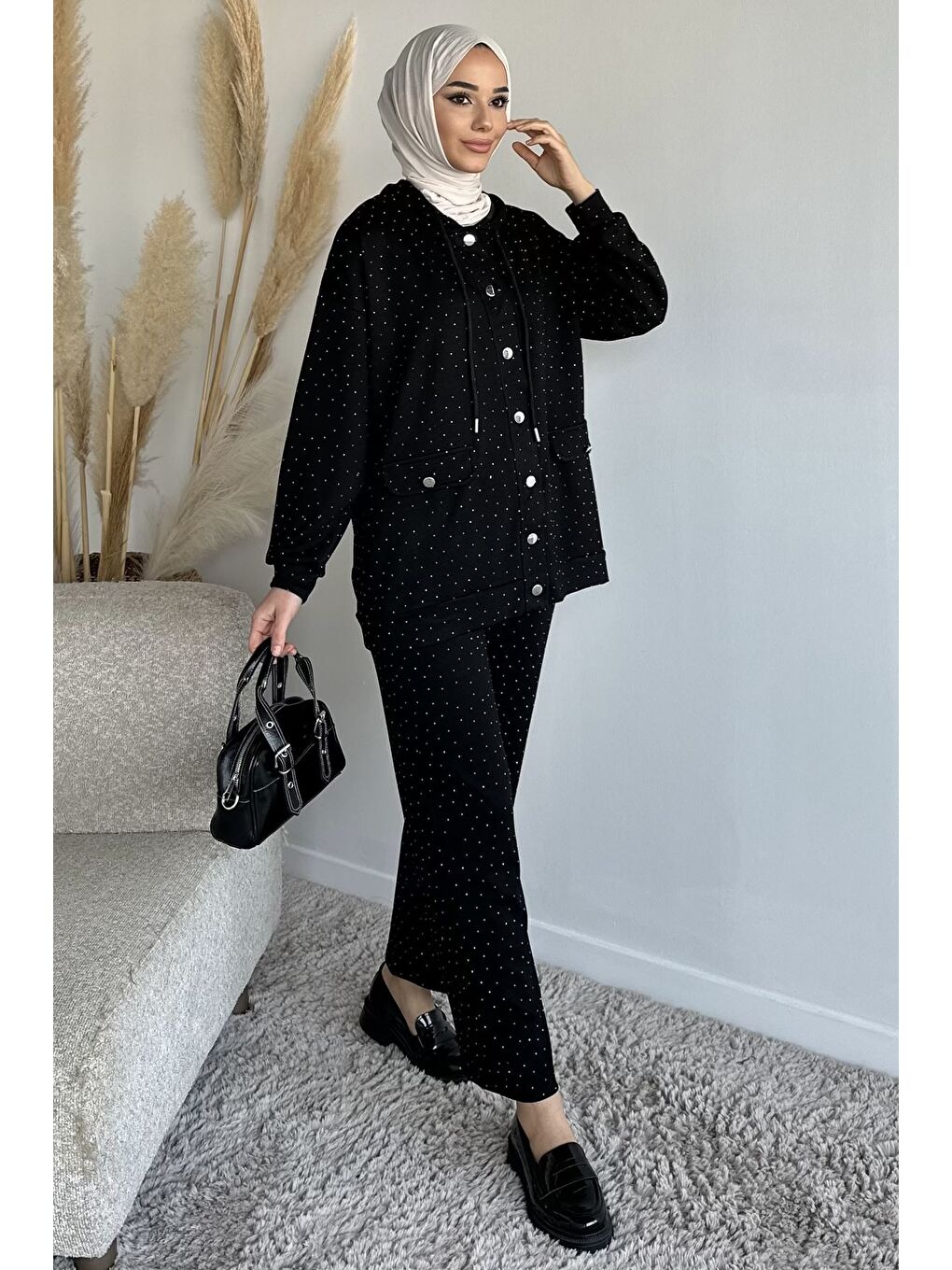Siyah Kapüşonlu Taşlı Hırka Pantolon Tesettür İkili Takım-1