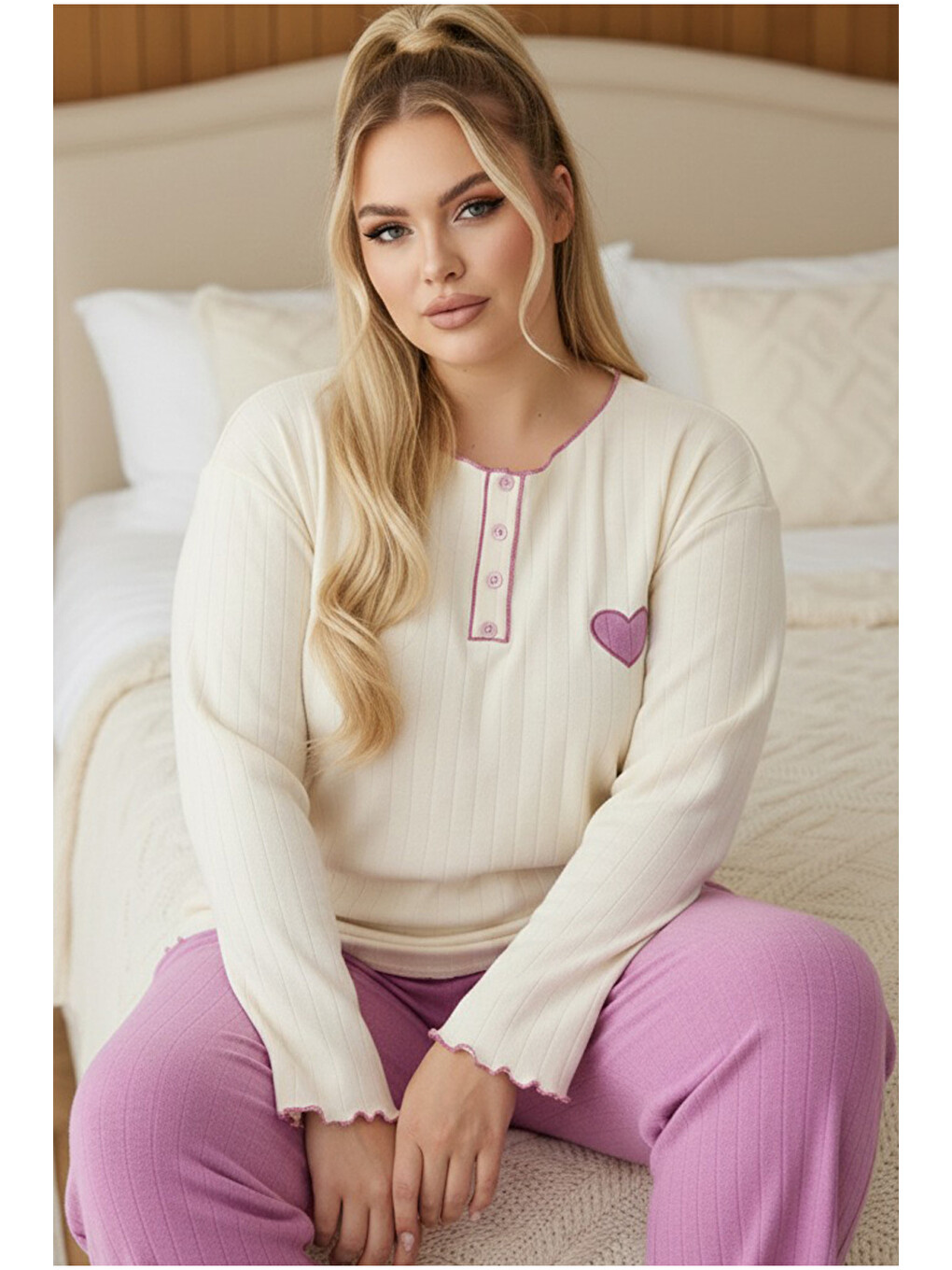 Pembe Kalp Nakışlı Büyük Beden Örme İnterlok Pijama Takım25228002