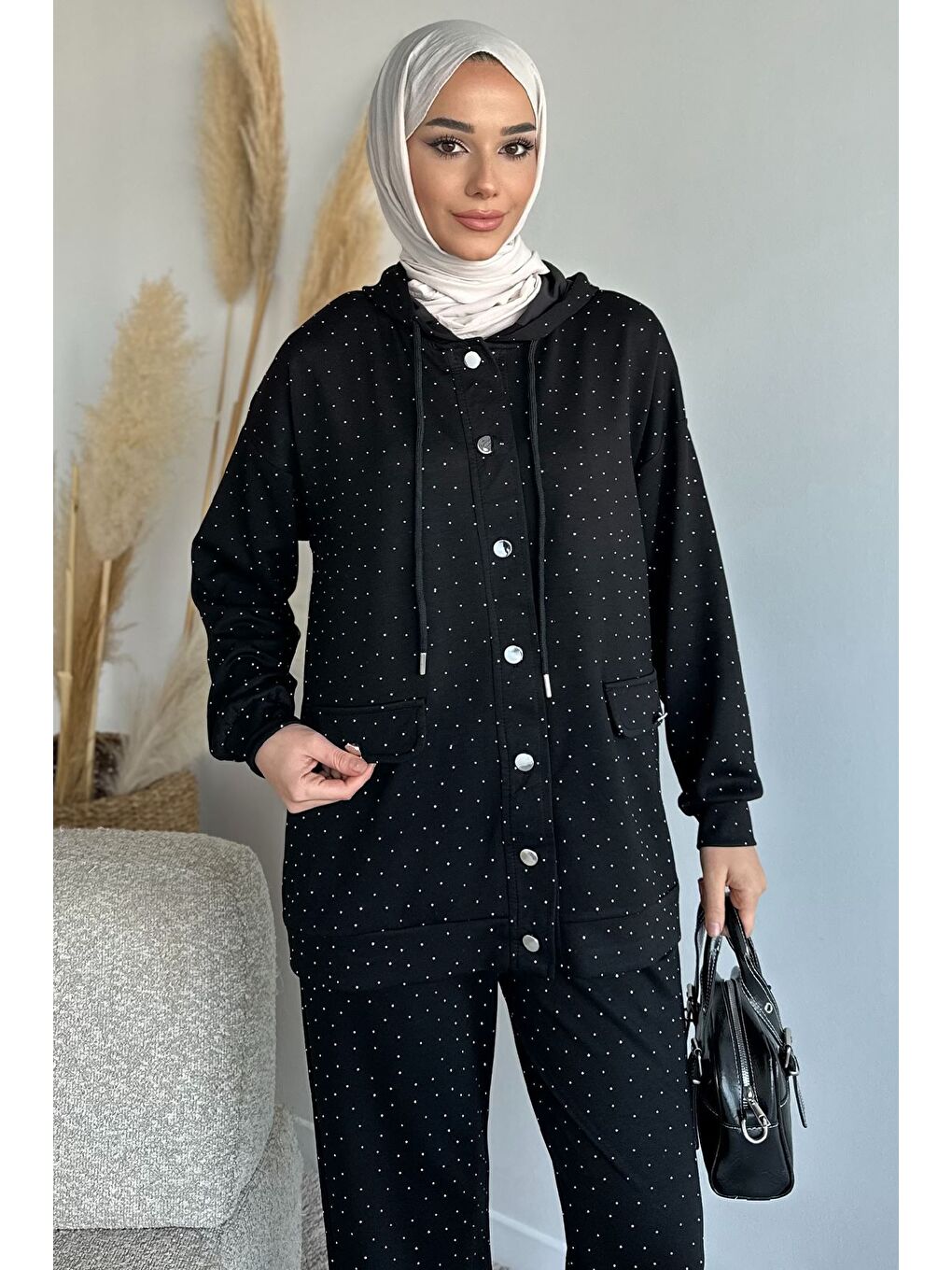 Siyah Kapüşonlu Taşlı Hırka Pantolon Tesettür İkili Takım-5