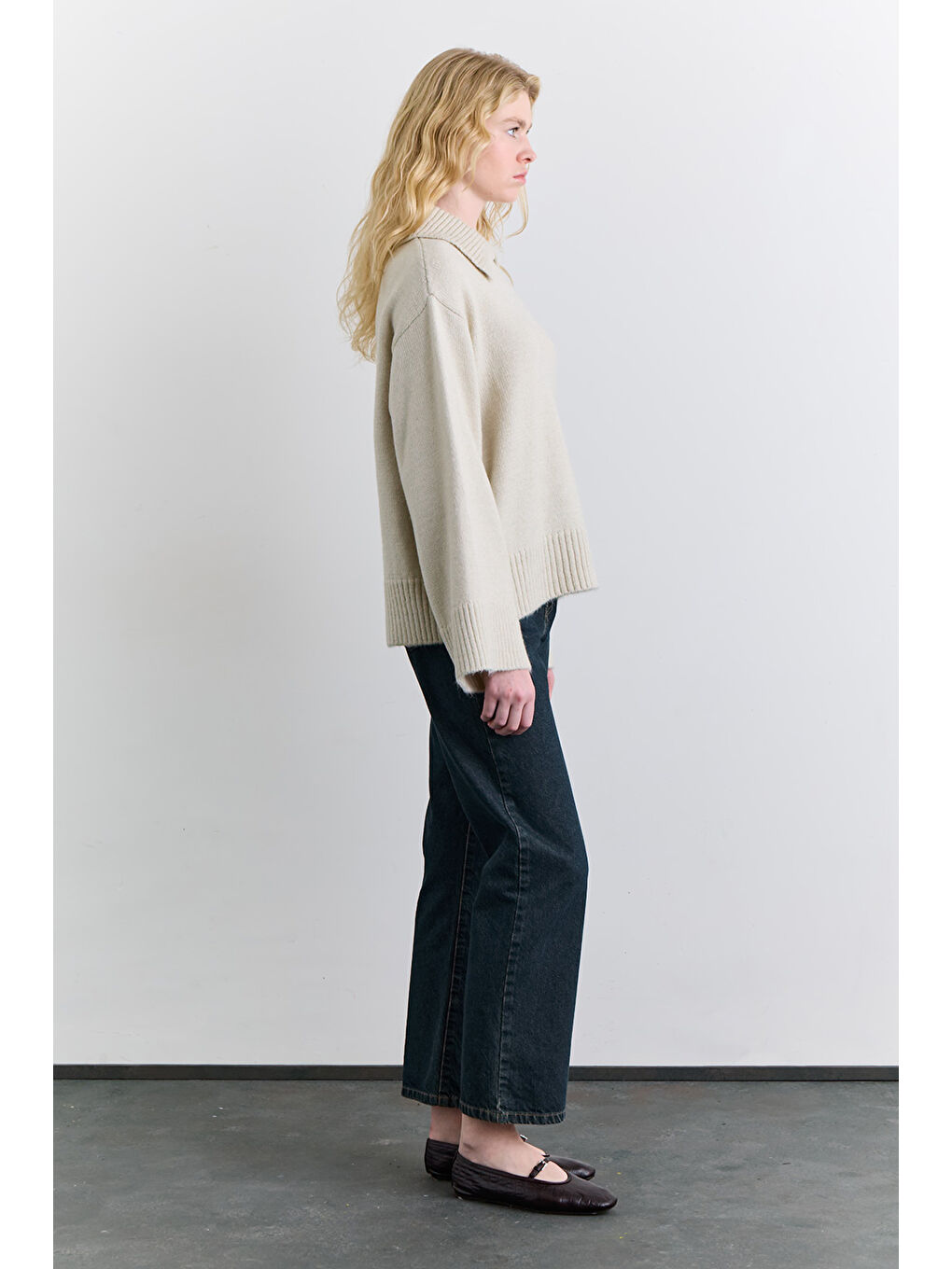 Bej Geniş Yaka Oversıze Kazak Taş-1