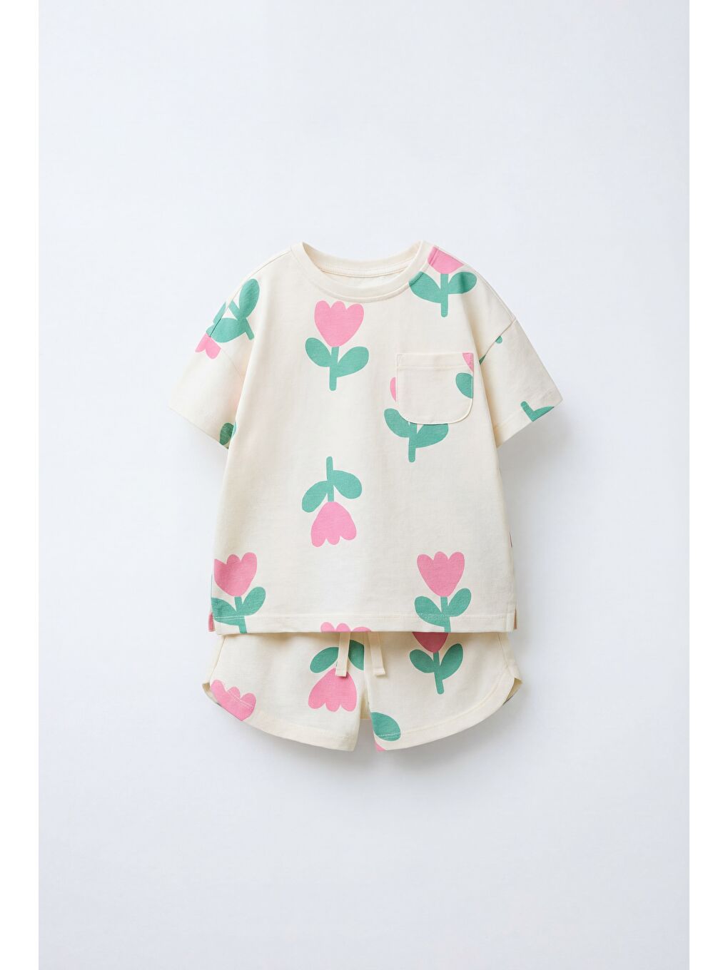 Beyaz Kız Çocuk Pamuklu Ekru Çiçek Desenli Tişört Şort Takım - Cepli