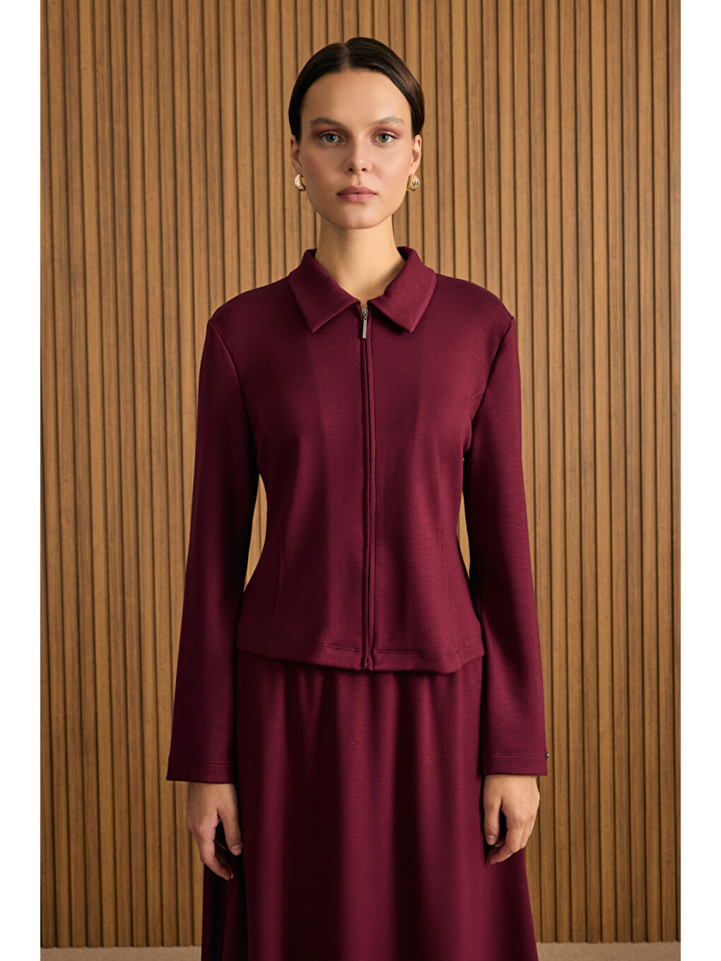 Bordo Önden Fermuarlı Kısa Örme Ceket-1