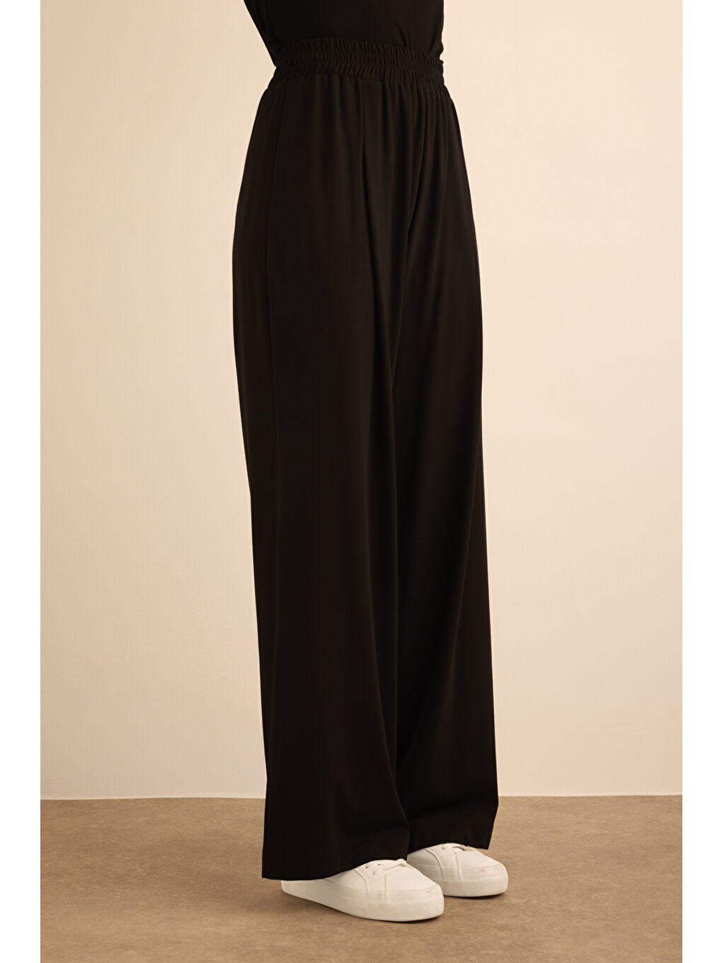 Siyah Beli Lastikli Örme Bol Pantolon-2