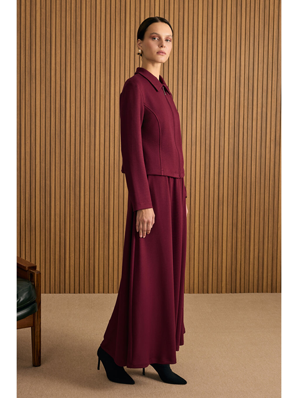 Bordo Önden Fermuarlı Kısa Örme Ceket-2