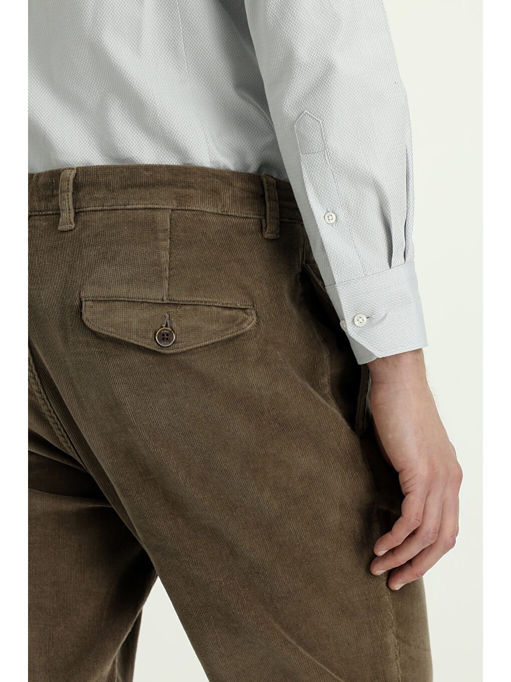 Bej Regular Fit Elastanlı Pileli Kadife Pantolon-5